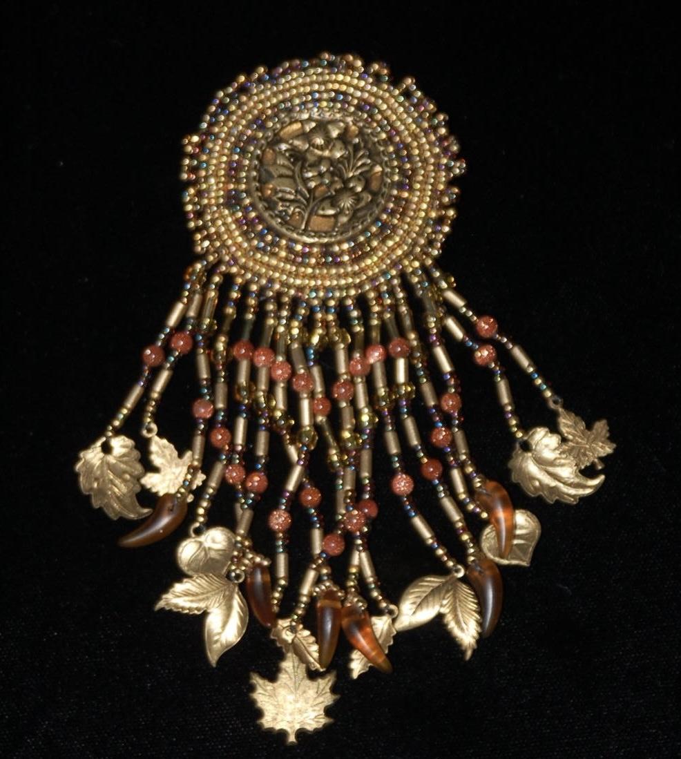 Beaded Brooch or Pendant, Thursday, November 12