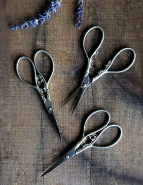 Floral Embroidery Scissors Silver (FM)