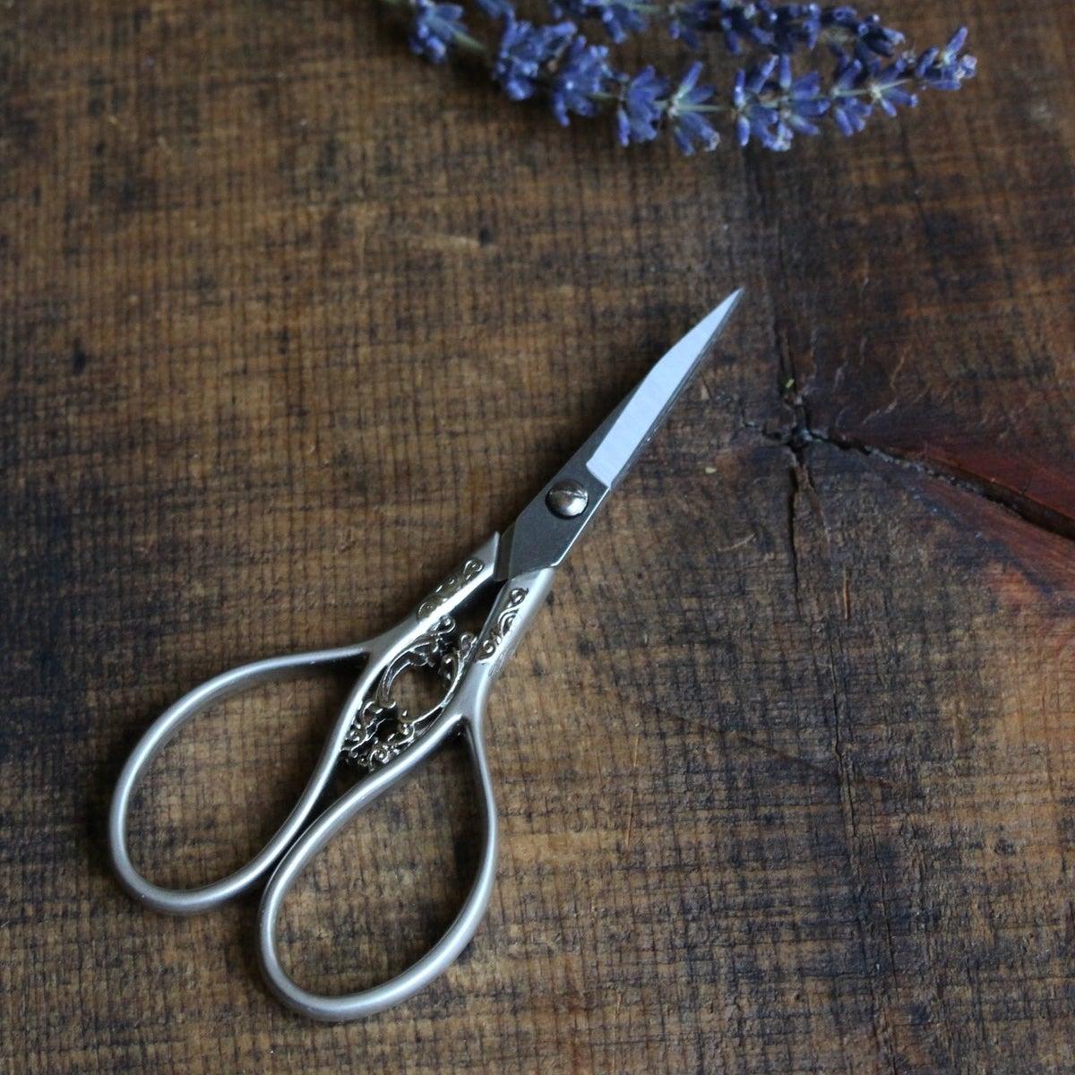 Floral Embroidery Scissors Silver (FM)