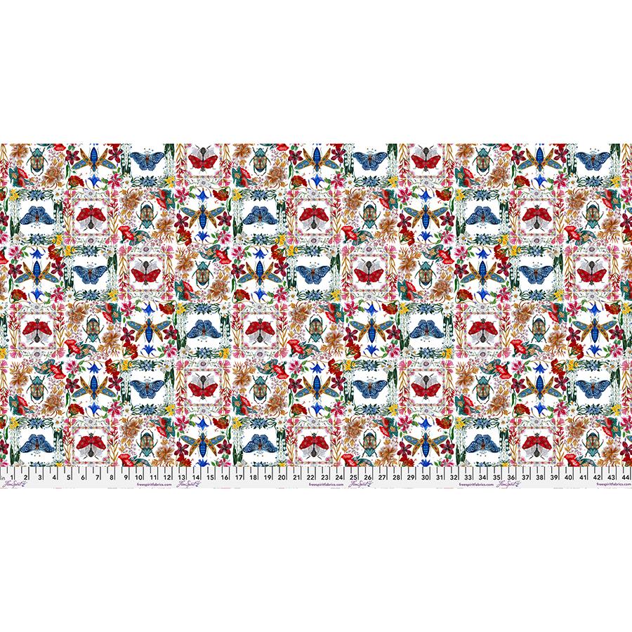 Nocturnal Creatures 008 White Moths & Beetles