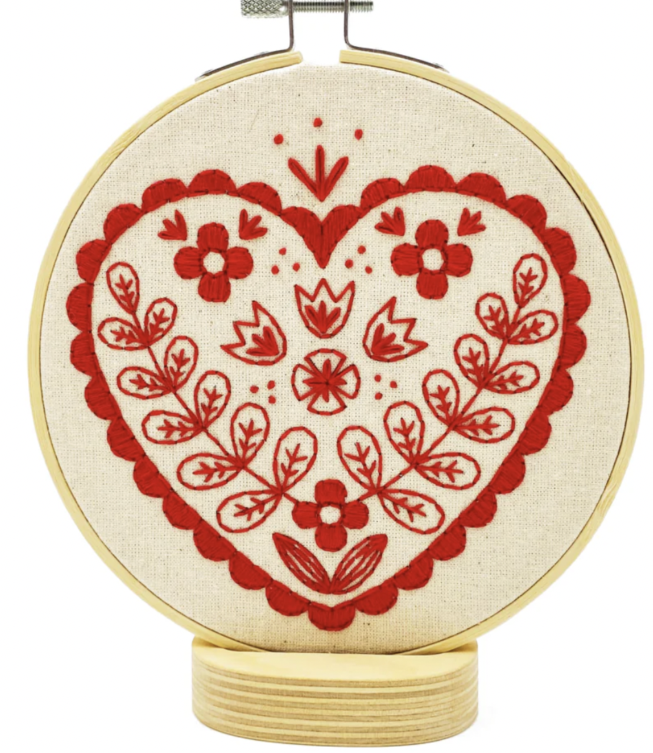 Nordic Heart Embroidery Kit - Quilted Strait