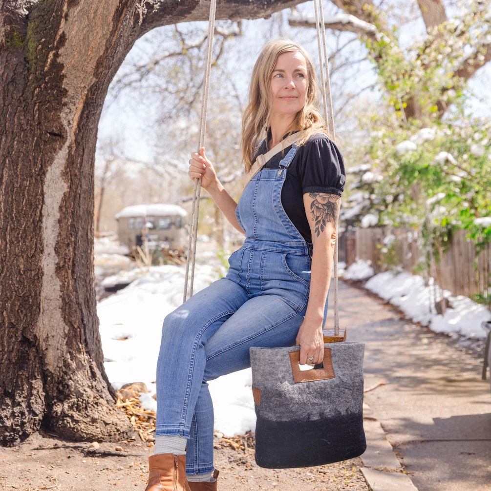 Wool Felted Ombre Tote - Black - FM1