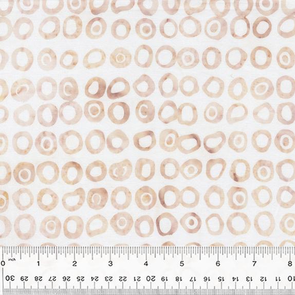 Chai 2634 Echo Dots Milk - Quilted Strait