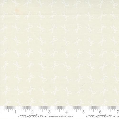 Linen Cupboard 20483 12  Ivory - Quilted Strait