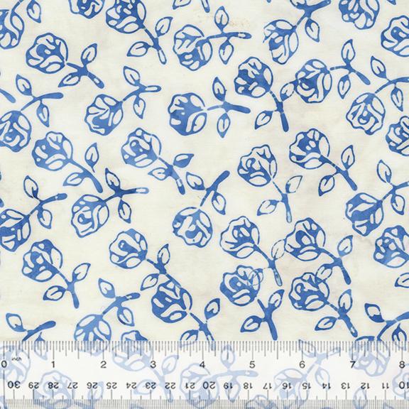 Midnight Moon 3424 Rosebuds White - Quilted Strait
